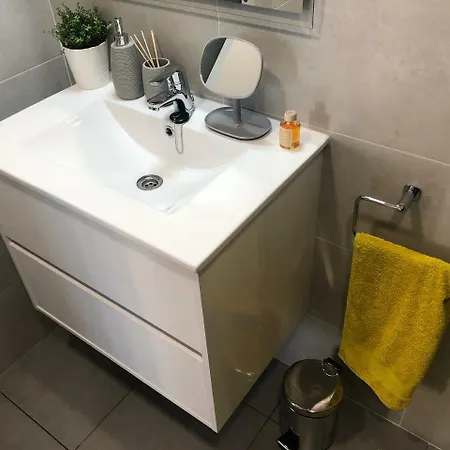 Apartment La Moderna